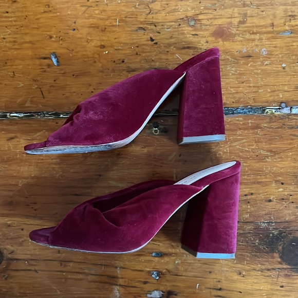 Loeffler Randell Velvet Heels - Picture 4 of 9